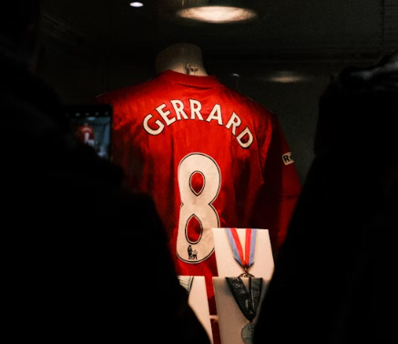 Dresy Liverpoolu a jejich vliv na výkon hráčů na hřišti