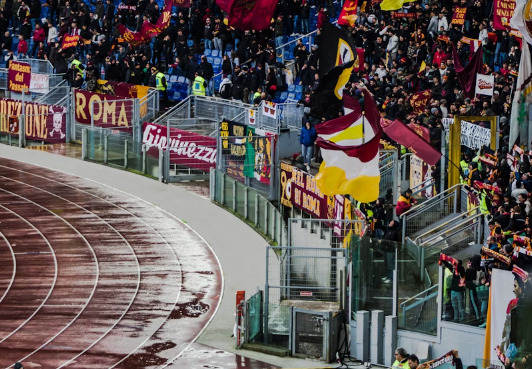 Proč je AS Roma ikonou římské elegance v současné sportovní módě
